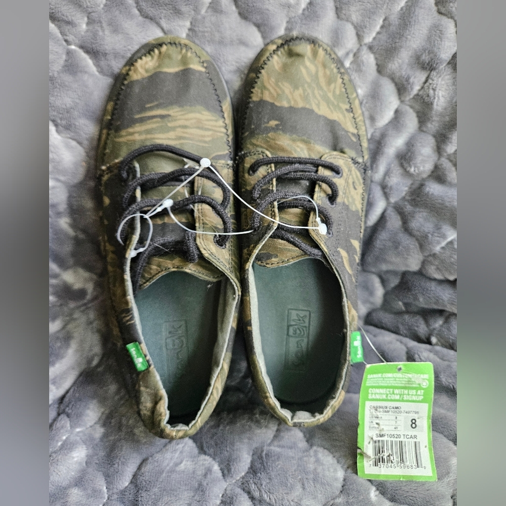 Sanuk Cassius Camo Shoes Size 8